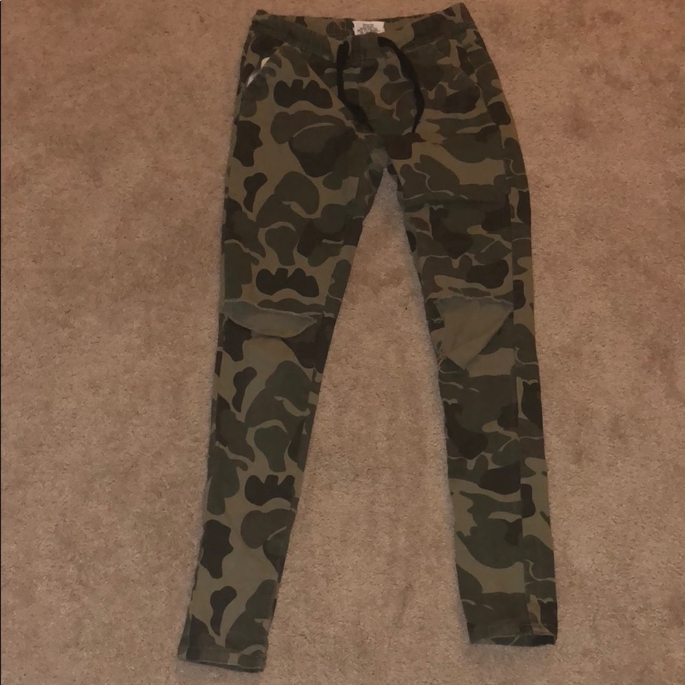 Skinny Green Army Cargo Jeans